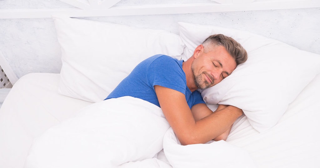 man sleeping breathing normal 1200pxw